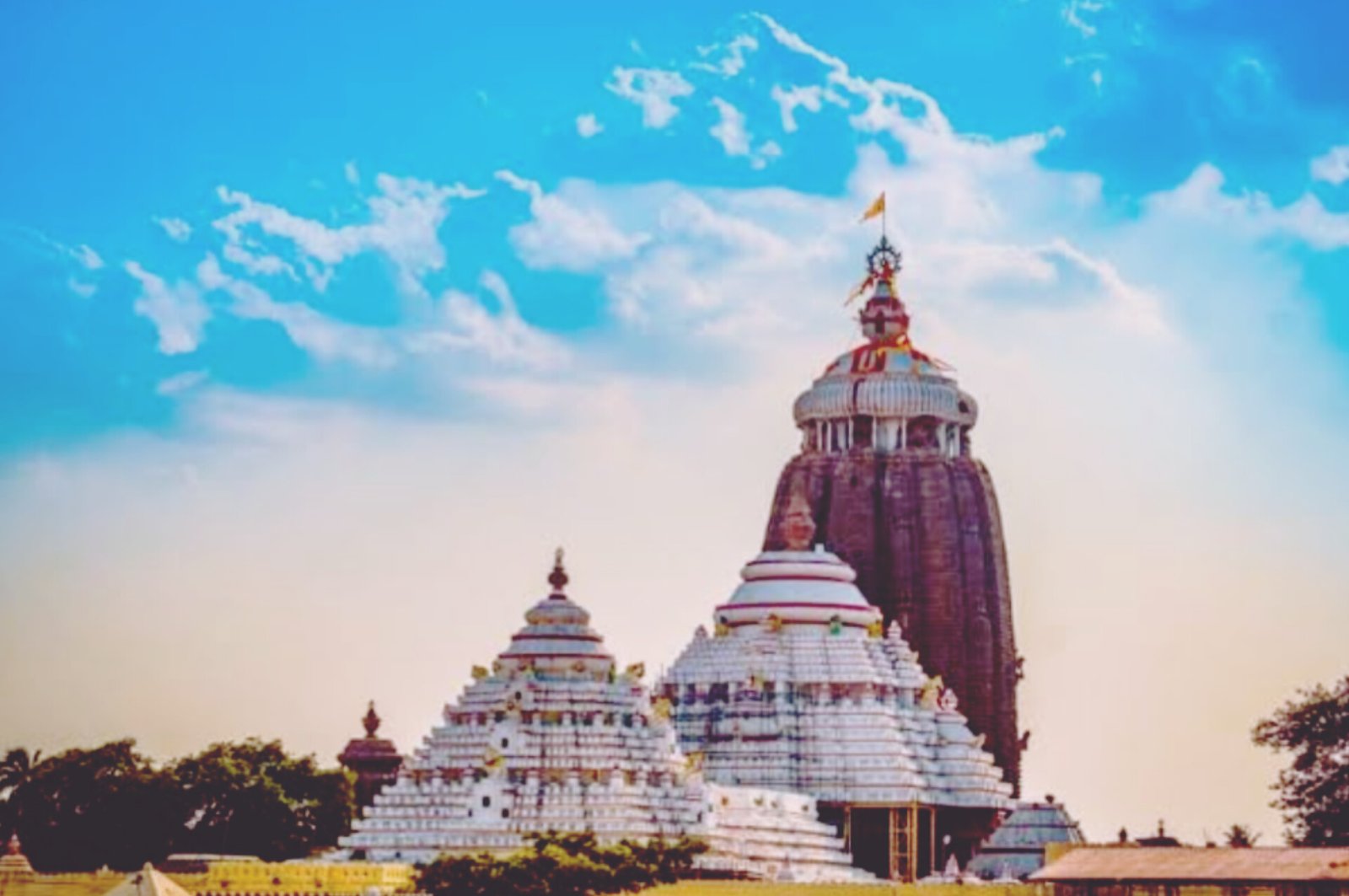 Jagannath Temple opens all four gates for devotees in Puri