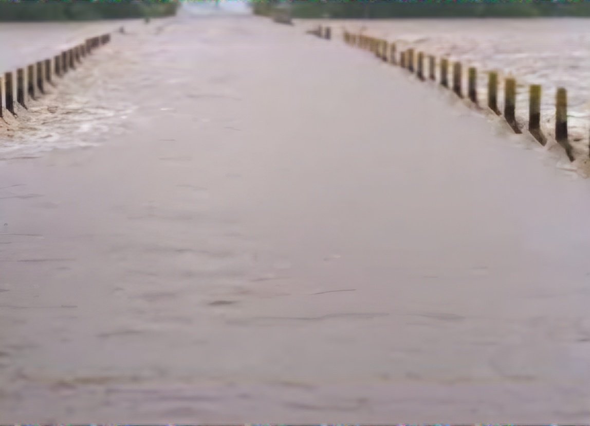 Flooding in Malkangiri disrupts traffic, submerges villages