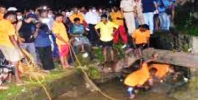 Minor’s Death In Open Drain , Family To Receive 4Lakhs