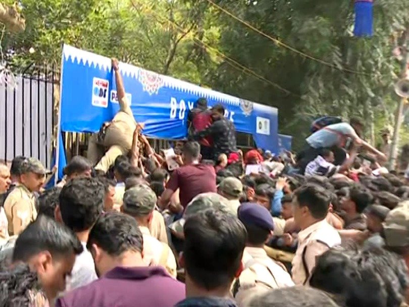 Cricket fever peaks ahead of India-England ODI match at Barabati Stadium