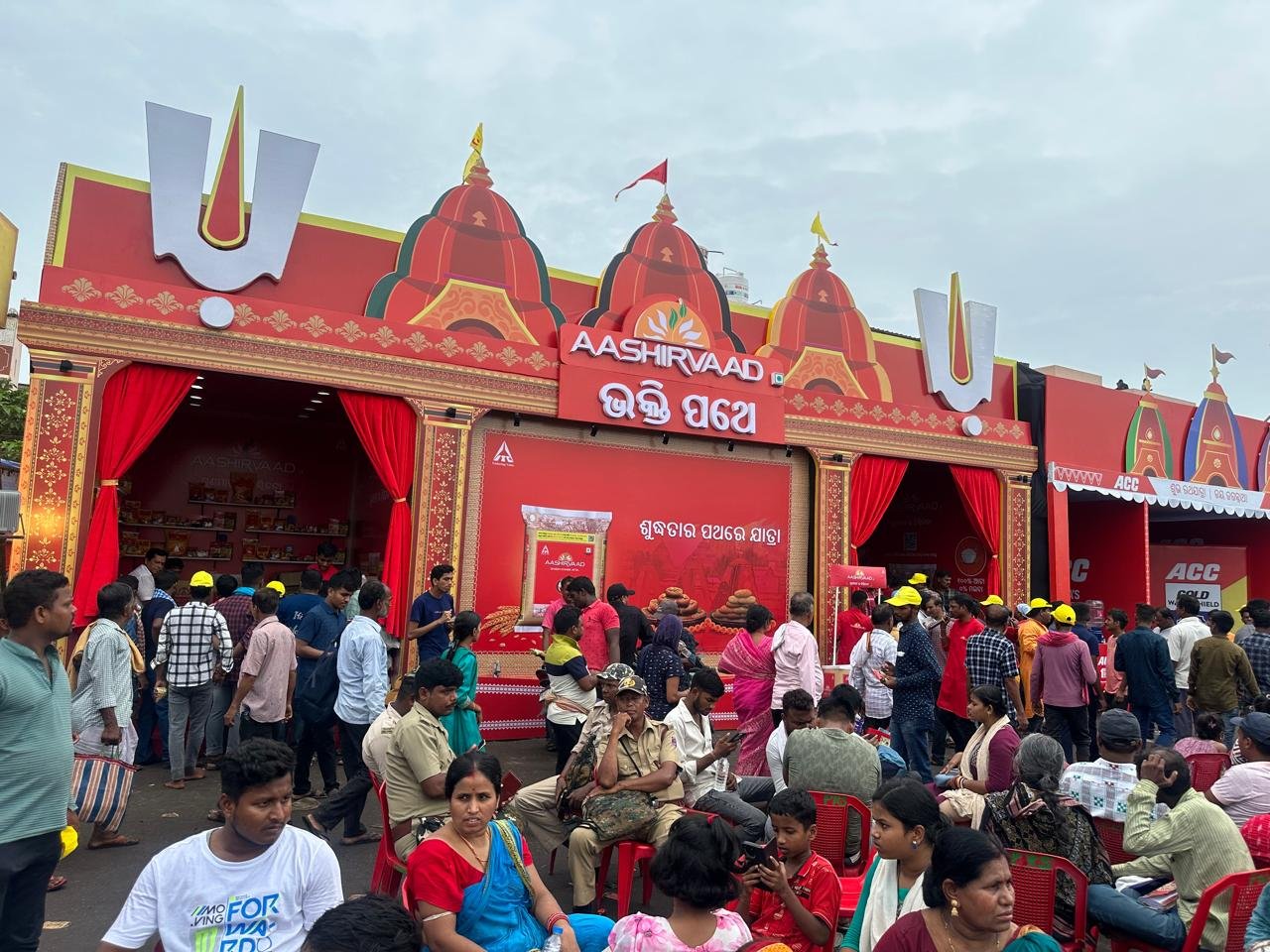 Aashirvaad Leads Devotees on a ‘Bhakti Pathe’ at Puri Rath Yatra