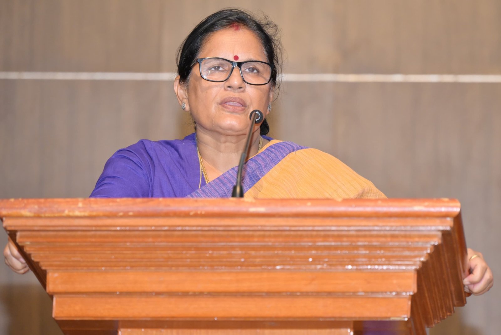 Excessive social media use linked to domestic violence, warns Odisha Deputy CM Pravati Parida