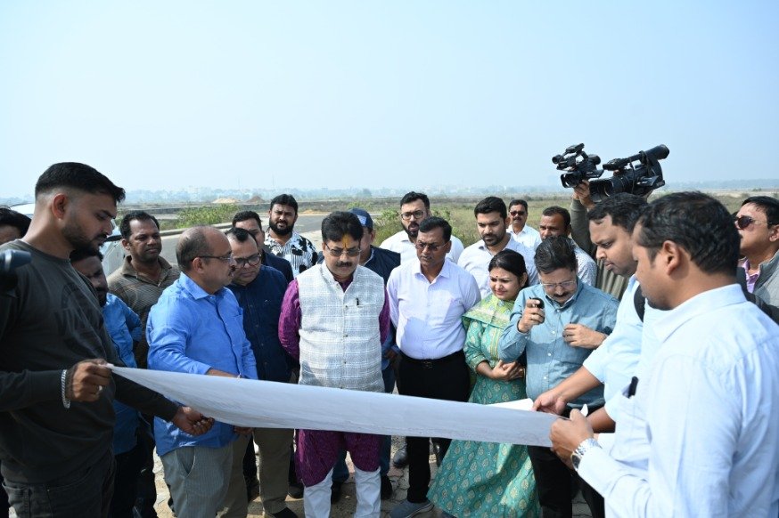 H&UD Minister inspects progress of TP schemes and New City project in Bhubaneswar
