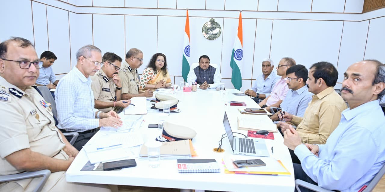 CM Mohan Majhi Reviews Security Preparedness Ahead of PM Modi and President Murmu’s Odisha Visit