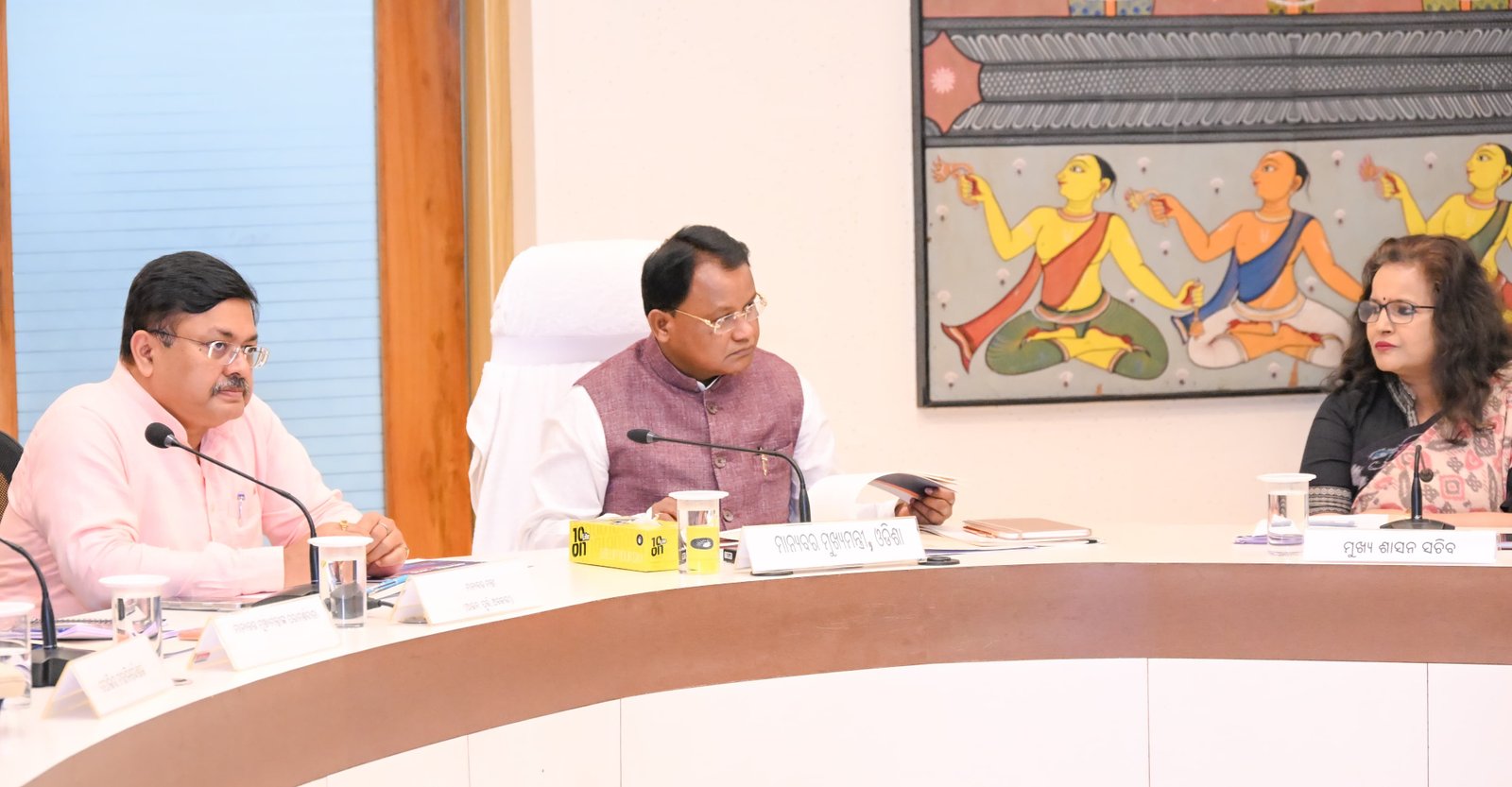 CM Mohan Majhi Reviews Puri Rath Yatra Preparations, Directs Officials to Ensure Safe and Smooth Festival