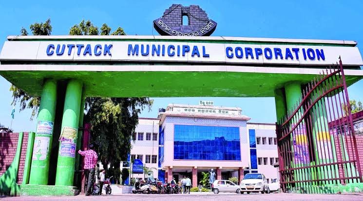 Cuttack Municipal Corporation turmoil: Opposition protest extends into third day