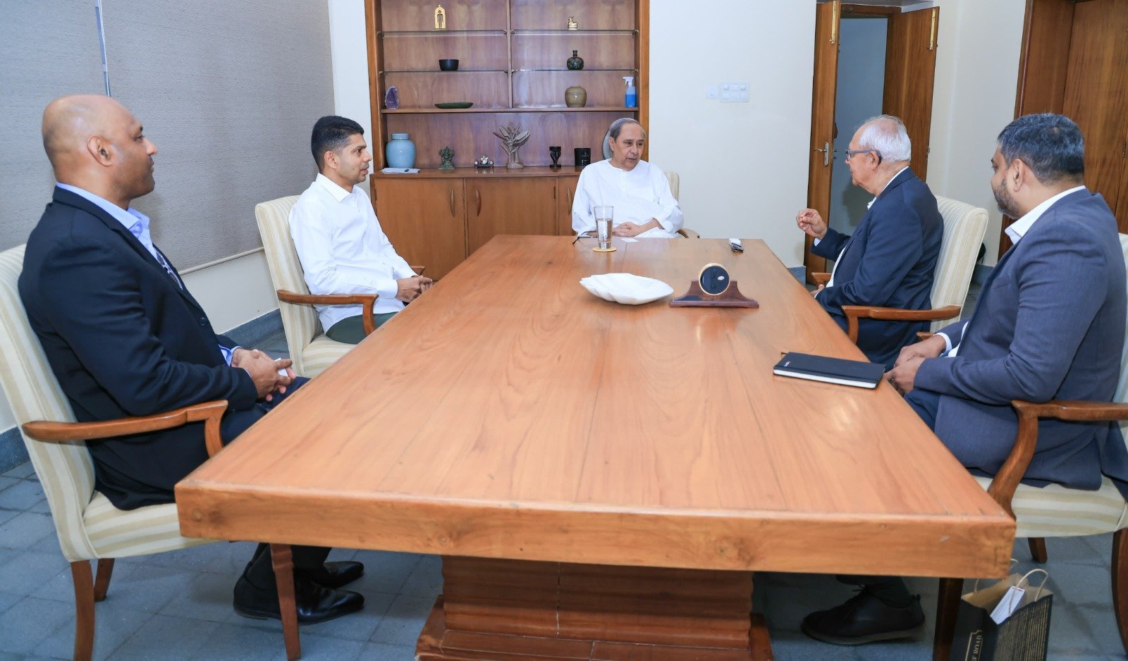 ‘MAS Holdings’ Chairman Mr. Amalean Meets CM