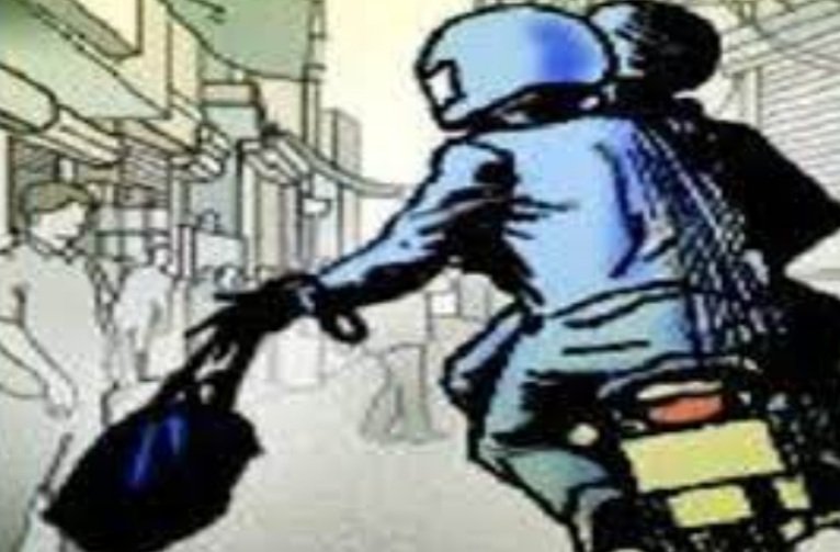 ରାଜଧାନୀରେ ମାତିଛନ୍ତି ଲୁଟେରା, ଗ୍ରାହକ ସାଜି ଲକ୍ଷେ ଟଙ୍କା ଲୁଟିଲେ