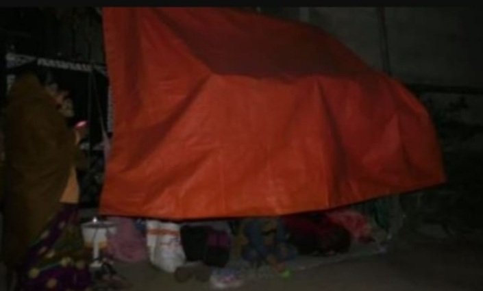  ପୁଣି ନ୍ୟାୟ ମାଗୁଛି ଆଉ ଜଣେ ତପସ୍ୱିନୀ, ୮ ବର୍ଷର ପୁଅକୁ ଧରି ସ୍ୱାମୀ ଘର ଆଗରେ ଧାରଣା