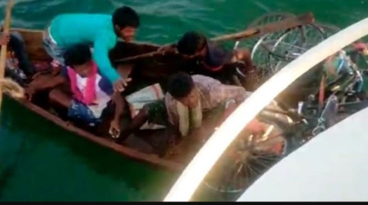 ଫସିଥିବା ଦେଶୀଡ଼ଙ୍ଗା ଉଦ୍ଧାର
