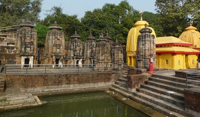 ୧୨ରୁ ଭୁବନେଶ୍ୱରରେ ଖୋଲିବ ଧର୍ମାନୁଷ୍ଠାନ, ଗାଇଡଲାଇନ ଜାରି 