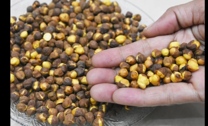 କଳା ବୁଟ ପାଣୀ ପିଇଲେ ମିଳିଥାଏ ଏହି ଫାଇଦା