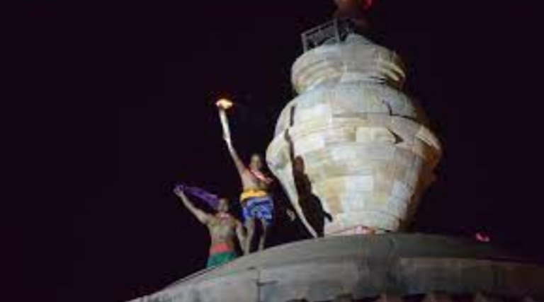 ରାତି ୧୦ ଟାରେ ଉଠିବ ପ୍ରଭୁ ଶ୍ରୀ ଲିଙ୍ଗରାଜଙ୍କ ମହାଦୀପ