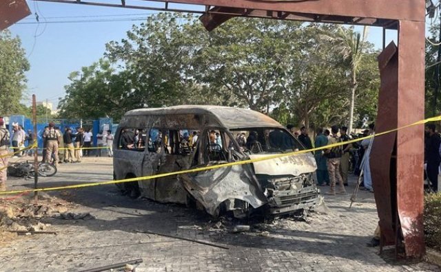 କରାଚି ବିଶ୍ୱବିଦ୍ୟାଳୟରେ ବଡ଼ ଧରଣର ବିସ୍ଫୋରଣ, ୪ ମୃତ