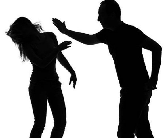 ପ୍ରେମିକ ଚାପୁଡ଼ାରେ ବେହୋସ ହେଲେ ପ୍ରେମିକା