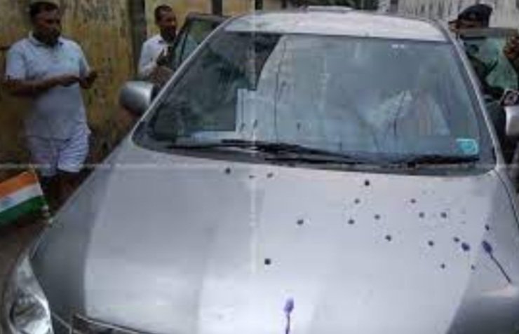 କେନ୍ଦ୍ରମନ୍ତ୍ରୀଙ୍କ ଗାଡିକୁ କାଳି ମାଡ