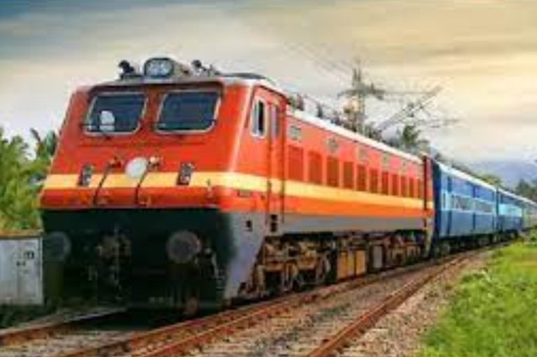 ସାରା ଦେଶରେ ଜଳୁଛି ‘ଅଗ୍ନିପଥ’ର ନିଆଁ, ୪୫ ଟ୍ରେନ୍‌ ବାତିଲ