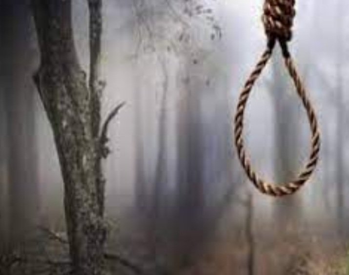 ମହିଳା ପୋଷ୍ଟମାଷ୍ଟରଙ୍କ ଝୁଲନ୍ତା ମୃତଦେହ ଉଦ୍ଧାର