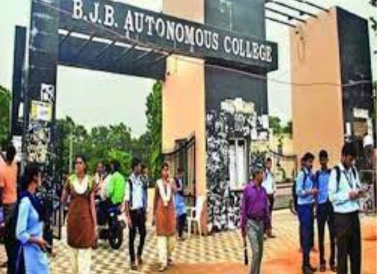 ରୁଚିକା ଆତ୍ମହତ୍ୟା ମାମଲା: ପରୀକ୍ଷା ସ୍ଥଗିତ