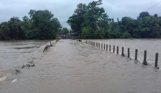 କୋରାପୁଟରେ ରେକର୍ଡ ବର୍ଷା, ନୂଆଗଡ଼ରେ ଘର ଛାଡ଼ି ପଳାଇଲେ ଲୋକେ