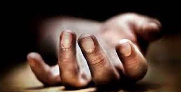 ଫୋନରେ ସାଙ୍ଗଙ୍କ ସହ କଥା ହେଉ ହେଉ ଚାଲିଗଲା ଜୀବନ