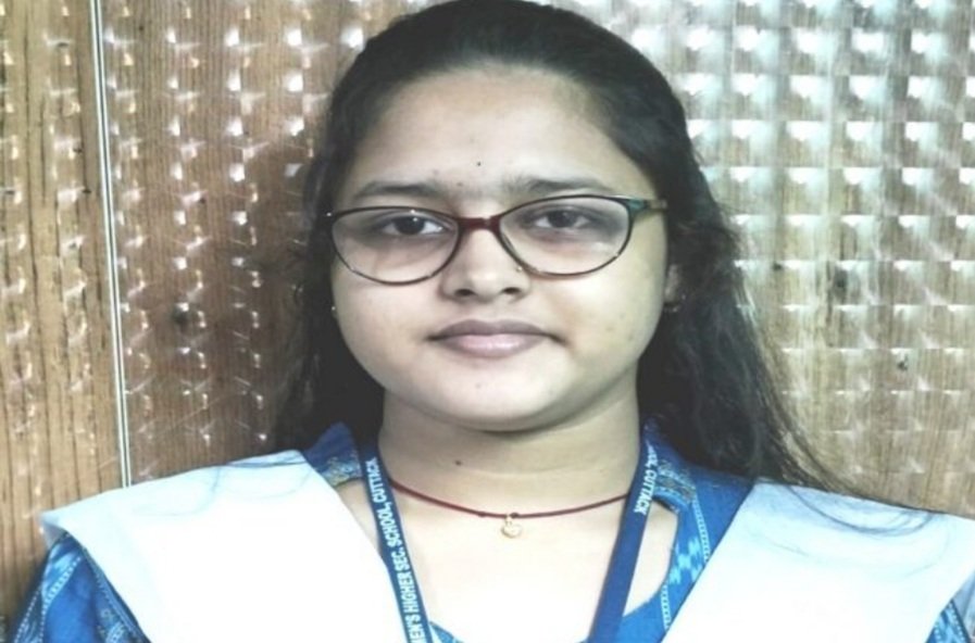 ଲିପସାରାଣୀ ସାହୁ +୨ ଟପ୍ପର