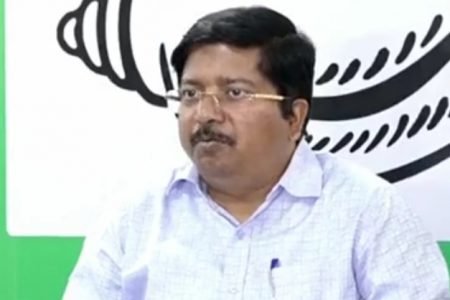 ଦରଦାମ ବୃଦ୍ଧି କରୁଥିବା ବ୍ୟବସାୟୀଙ୍କ ଉପରେ କଡା କାର୍ୟ୍ୟାନୁଷ୍ଠାନ ନିର୍ଦ୍ଦେଶ 