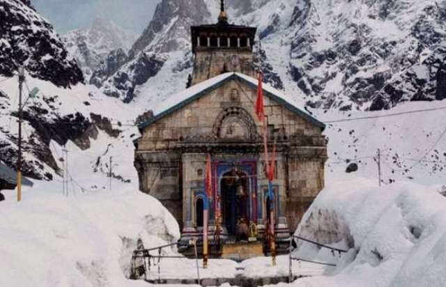 କେଦାରନାଥ ମନ୍ଦିର ଆଡକୁ ଧସିଲା ବିଶାଳ ବରଫ ଖଣ୍ଡ