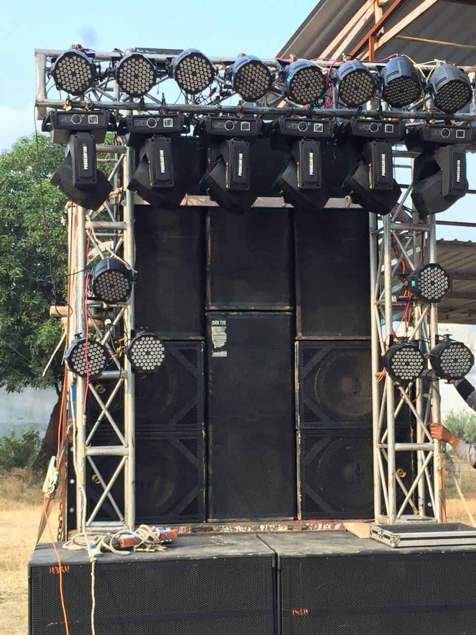 ଭଷାଣିରେ ମଜା ନେଉଥିଲେ ଦର୍ଶକ, ବନ୍ଧା ହେଲେ ଡିଜେ ମାଲିକ ଓ ଡ୍ରାଇଭର