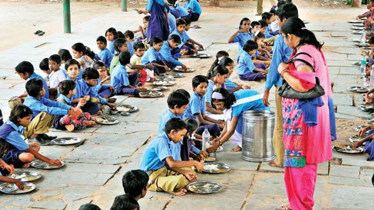 ମଧ୍ୟାହ୍ନ ଭୋଜନ ଡାଲମାରେ ଡିଟରଜେଣ୍ଟ
