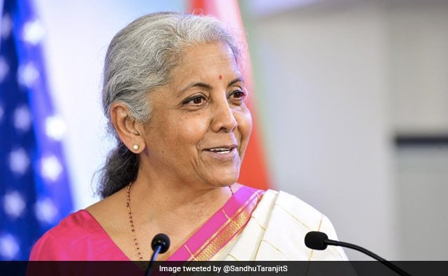 ଦିଲ୍ଲୀ ଏମସରେ ଭର୍ତ୍ତି ନିର୍ମଳା ସୀତାରମଣ