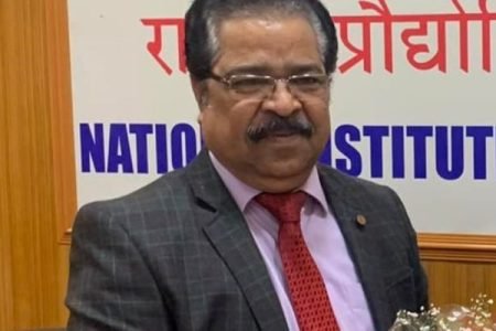 ବିଭୂତି ଭୂଷଣ ବିଶ୍ୱାଳ ଓୟୁଟିଆର କୁଳପତି