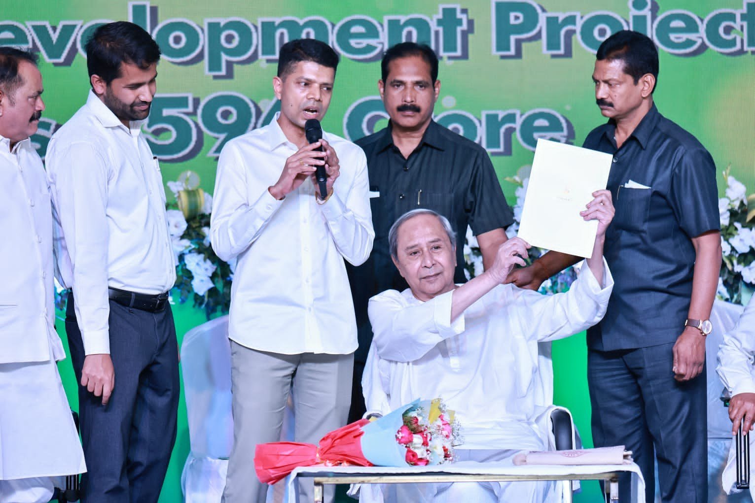 ବିକ୍ରମଦେବ କଲେଜର  ପ୍ଲାଟିନମ ଜୁବୁଲି ଉତ୍ସବ , ସମାଜ ସହ ଯୋଡି ହୋଇ ରହିବାକୁ ଯୁବସମାଜକୁ ମୁଖ୍ୟମନ୍ତ୍ରୀଙ୍କ ପରାମର୍ଶ