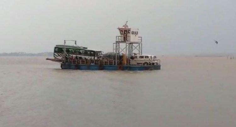 ଚିଲିକା ମଝିରେ ଫସିଲା ଭସାପୋଲା