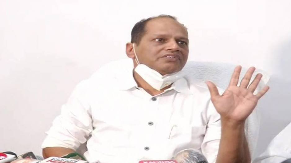 ଗୃହକାର୍ୟ୍ୟକୁ ନେଇ ଅସନ୍ତୋଷ: କକ୍ଷତ୍ୟାଗ କଲେ ପ୍ରଦୀପ ପାଣିଗ୍ରାହୀ