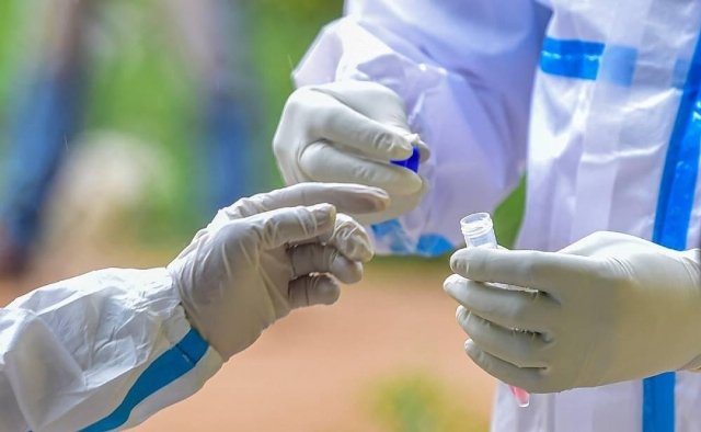 ୩ ଦିନ ଏହି ଜିଲ୍ଲାମାନଙ୍କରେ ବନ୍ଦ ରହିବ ଟିକାକରଣ, ଟେଷ୍ଟିଂ 