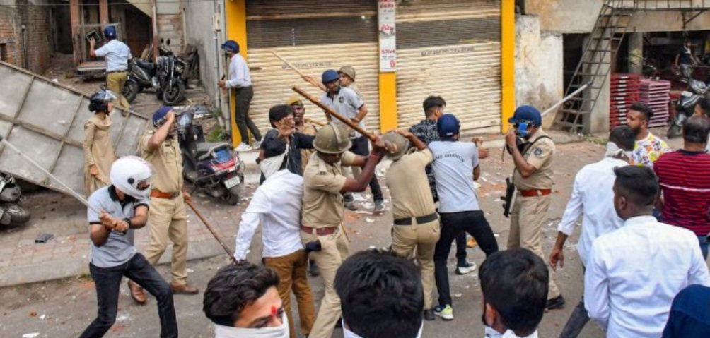  ଜ୍ବଳାମୁଖୀରେ ପରିଣତ ହୋଇଛି ରାମନବମୀ ଶୋଭାଯାତ୍ରା