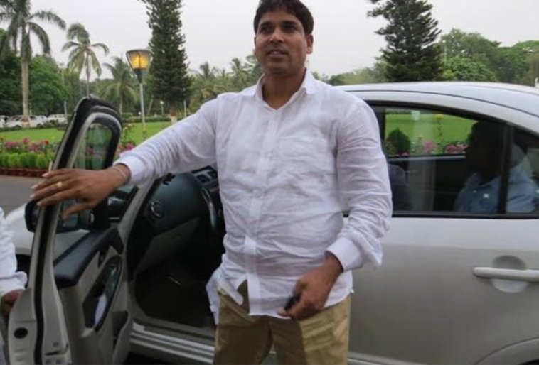 ୨୪ ଘଂଟା ମଧ୍ୟରେ କ୍ଷୟକ୍ଷତି ରିପୋର୍ଟ ଦେବାକୁ ମନ୍ତ୍ରୀ ଅରୁଣଙ୍କ ନିଦେ୍ର୍ଧଶ