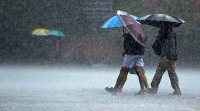 ମୌସୁମୀକୁ ନେଇ ଭିନ୍ନ ମତ, ଦ୍ୱନ୍ଦ୍ୱରେ ଲୋକେ