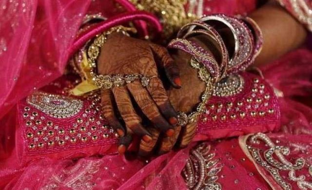 ବିବାହର ୧୦ଦିନ ପରେ ସନ୍ତାନ ପ୍ରସବ, ବୋହୂଙ୍କୁ ଆପଣାଇବା ପାଇଁ ମନା କଲେ ଶାଶୁଘର