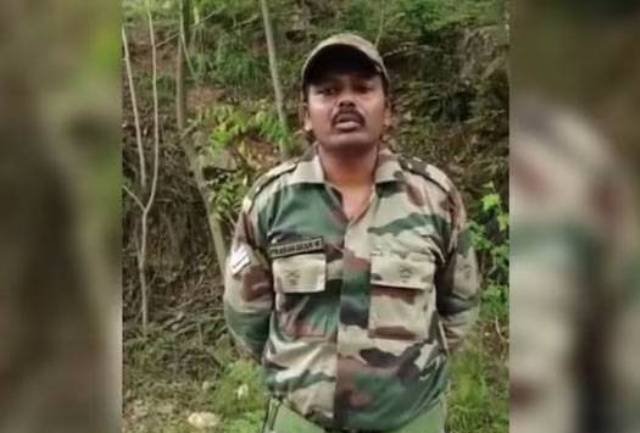 ମୋ ସ୍ତ୍ରୀଙ୍କୁ ଅର୍ଦ୍ଧ-ଉଲଗ୍ନ କରି ପିଟିଛନ୍ତି ୧୨୦ ଜଣ ପୁରୁଷ