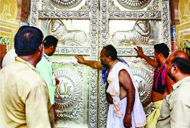 ସିଂହଦ୍ୱାରରେ ଓଲଟିଲା ସିଂହ, ଅଶୁଭ ବୋଲି କହିଲେ ଗବେଷକ