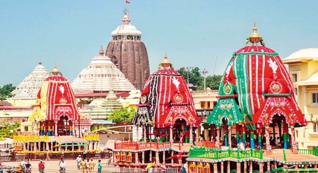 ରଥରେ ଚଢି ରିଲ୍ ତିଆରି କଲେ ଅଣ ସେବାୟତ, ଭାଇରାଲ ହେଉଛି ଫଟୋ