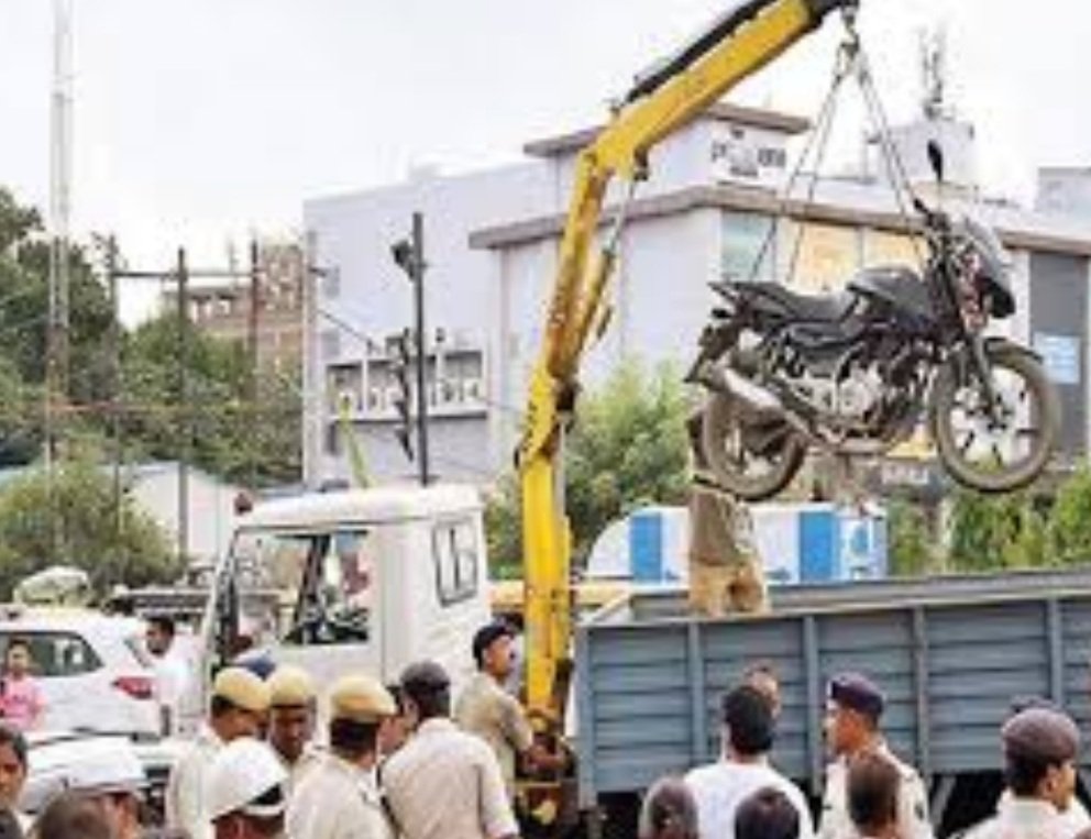 ବେଆଇନ ଗାଡି ପାର୍କିଂ କରୁଥିଲେ ସାବଧାନ, ଉଠାଇନେବ ପୋଲିସ୍ 