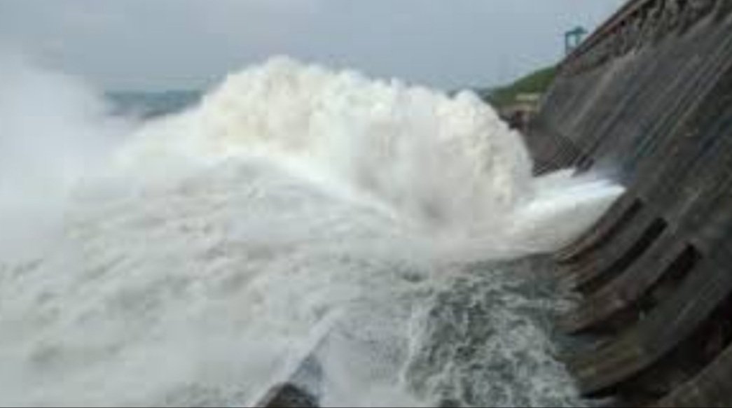 ହୀରାକୁଦ ଜଳଭଣ୍ଡାରର ଆଉ ଦୁଇଟି ଗେଟ୍ ବନ୍ଦ