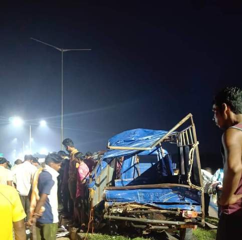 ଅଟୋକୁ ପଛରୁ ପିଟିଲା କଣ୍ଟେନର, ୩ କାଉଡ଼ିଆ ମୃତ