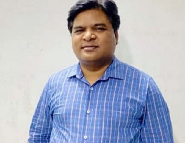 ବନ୍ଧୁଙ୍କ ମୃତ୍ୟୁ ପରେ ନାବାଳିକା ଝିଅକୁ କରୁଥିଲେ ବଳାତ୍କାର, ଗିରଫ ହେଲେ ସରକାରୀ ବାବୁ