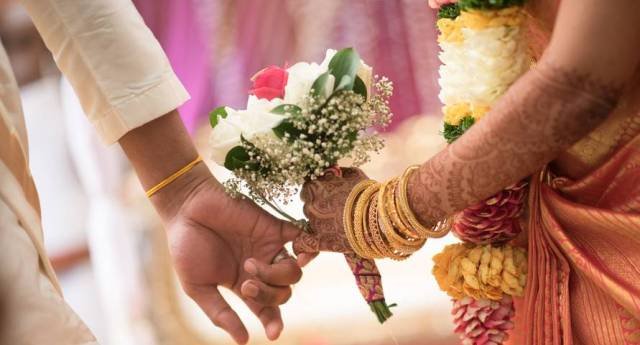 ଚତୁର୍ଥୀରେ ଜନ୍ମ ହେଲା ପିଲା, ମୁଣ୍ଡରେ ହାତ ଦେଲେ ସ୍ୱାମୀ
