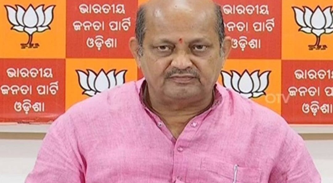  ଚାକିରି ଛାଡି ସମସ୍ତେ ରାଜନୀତି କରିପାରିବେ: ମନମୋହନ ସାମଲ