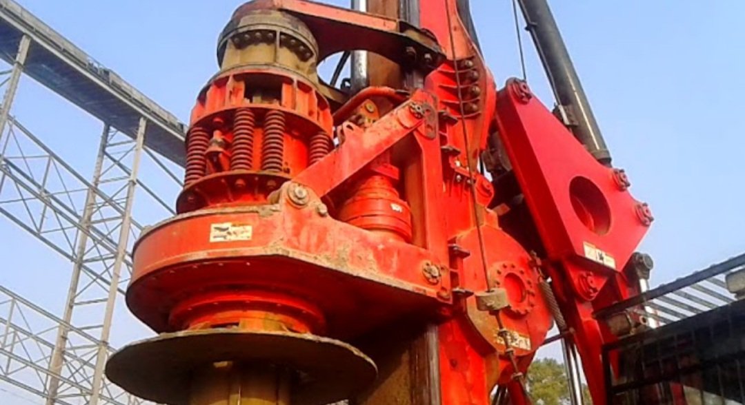  ଉତ୍ତରାଖଣ୍ଡ ଶ୍ରମିକଙ୍କୁ ଉଦ୍ଧାର କରିବା ପାଇଁ ହୀରାକୁଦରୁ ଗଲା ସ୍ୱତନ୍ତ୍ର ଅଗର ମେସିନ 